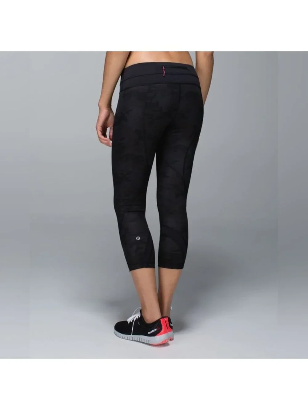 Lululemon Run: Inspire Crop II *All Luxtreme Savasana Camo 20cm New Blk